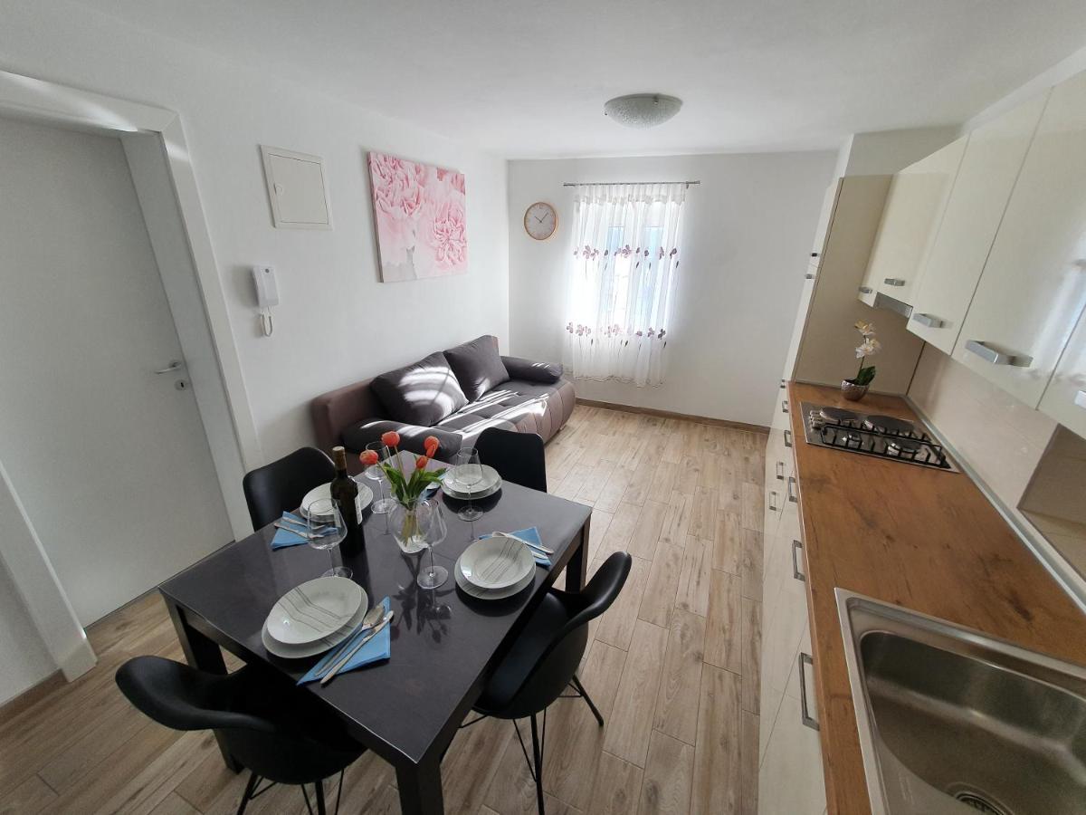 Apartaments Ukic Prvic Sepurine Εξωτερικό φωτογραφία