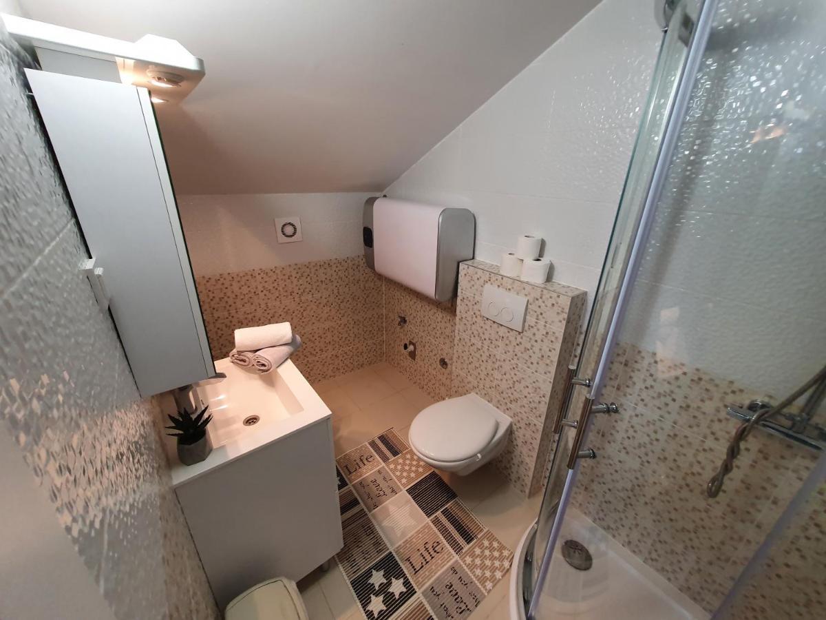 Apartaments Ukic Prvic Sepurine Εξωτερικό φωτογραφία