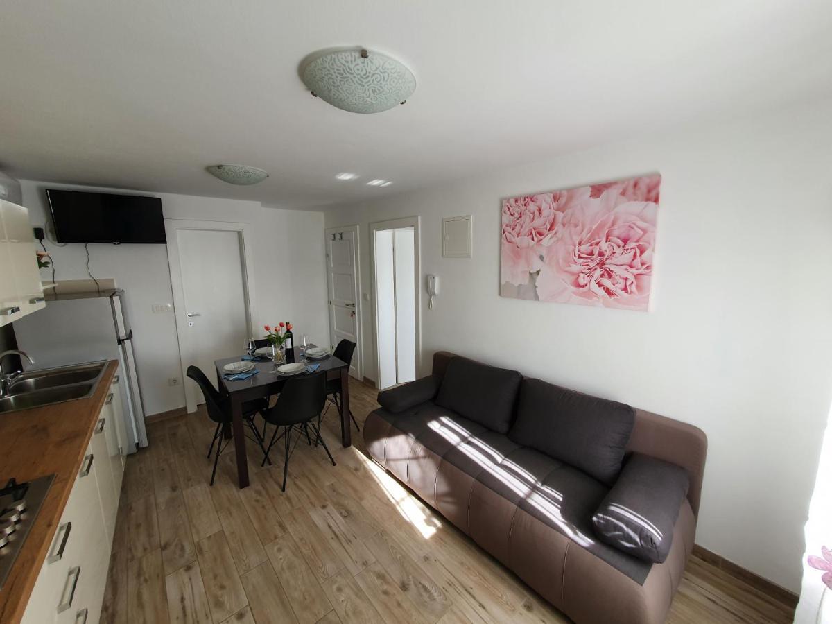 Apartaments Ukic Prvic Sepurine Εξωτερικό φωτογραφία